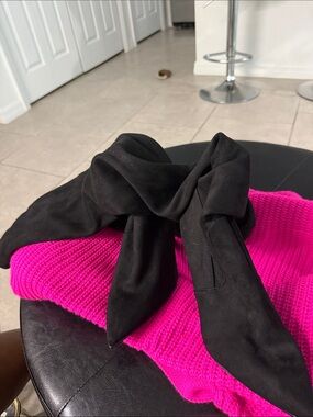 Steve Madden Black Suede Knee-High Heeled Boots